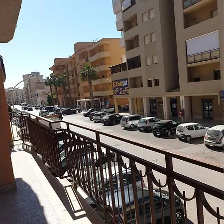 بيت للعطل Centralissimo Olmo 52 تراباني